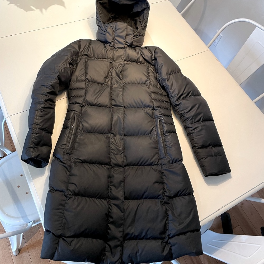 Women’s Patagonia puffer